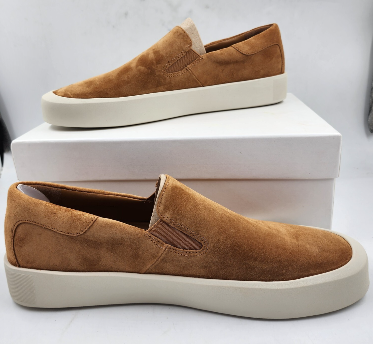 Vince Ginelle Sneakers Women's 10M Tan Elastic Gores Round Toe Slip On Style~ - Picture 2 of 21