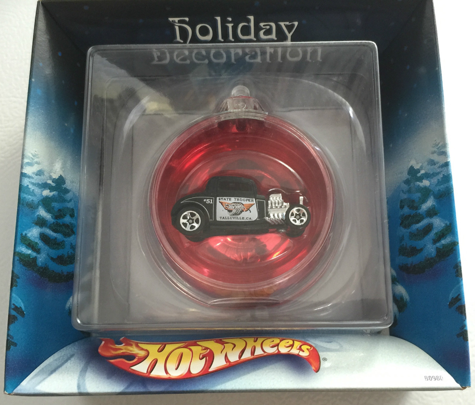 Hot Wheels Holiday Decoration B0980 Diecast Car w/ornament 164 scale