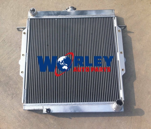 Aluminum Radiator for Toyota Troopy Landcruiser 70 75 Series HZJ75 1HZ