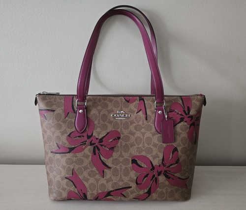 バッグ Coach ToteBag Signature PVC Leather Pink Coach Pink Signature Coated Canvas Avenue Tote Coach | TLC US