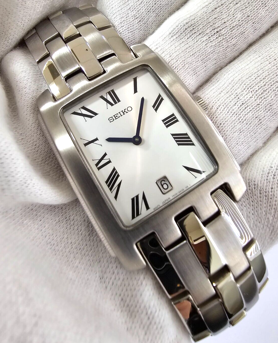 SEIKO Quartz 38mm x 28mm White Dial Steel Men's Watch SKP213