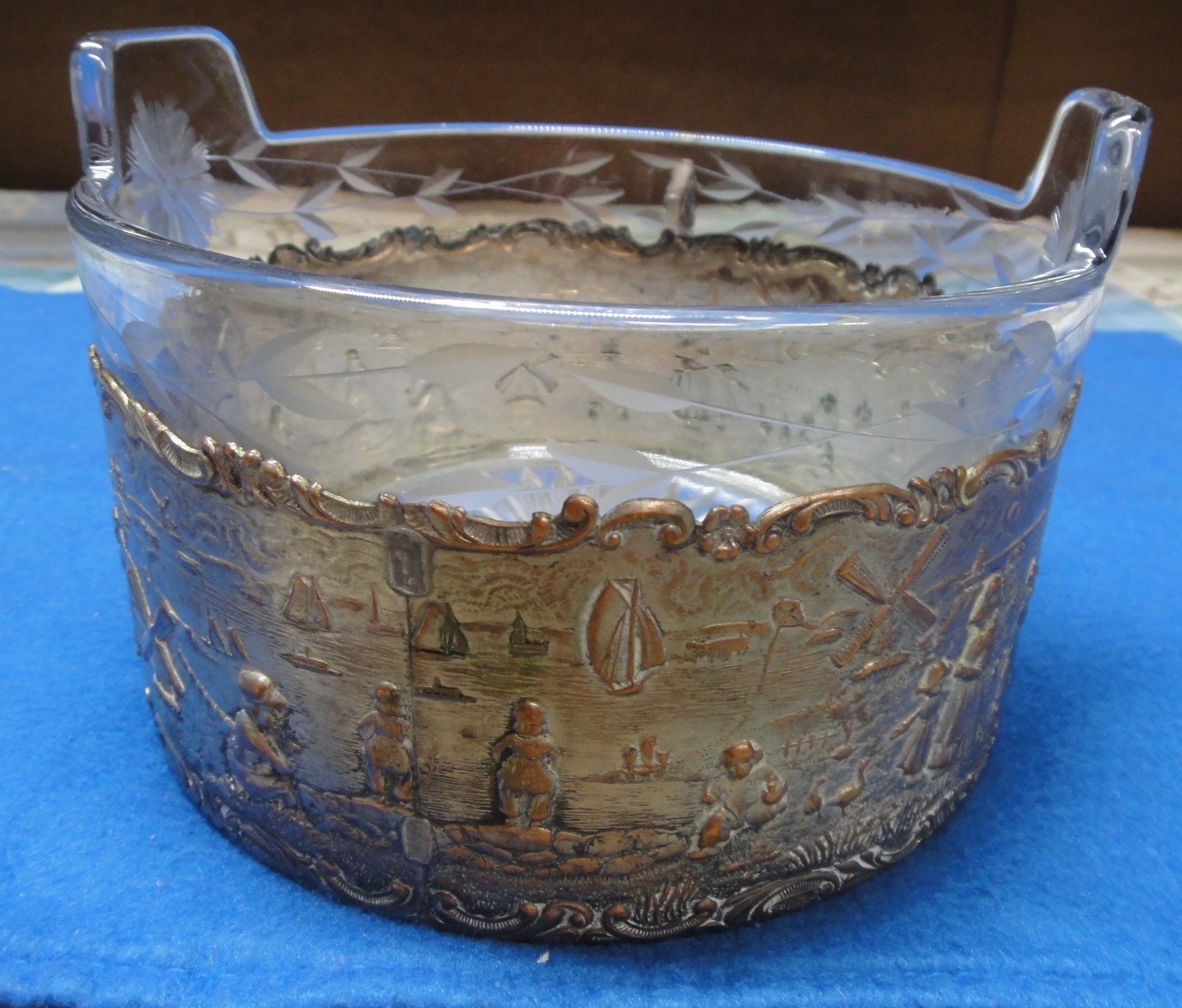 Vtg./Antique Glass Ice Bucket w/Holder-Holland Ware-Payne & Baker Mfg. Co.