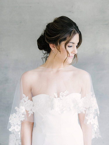 kelaixiang Charming Appliques Cathedral Length Wedding Cloak Bridal Cape