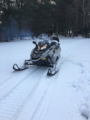 2016 Polaris 550 Indy LXT - 2 Available - Mint Condition