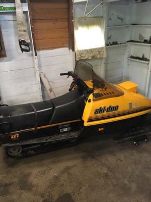 Ski doo safari 377e