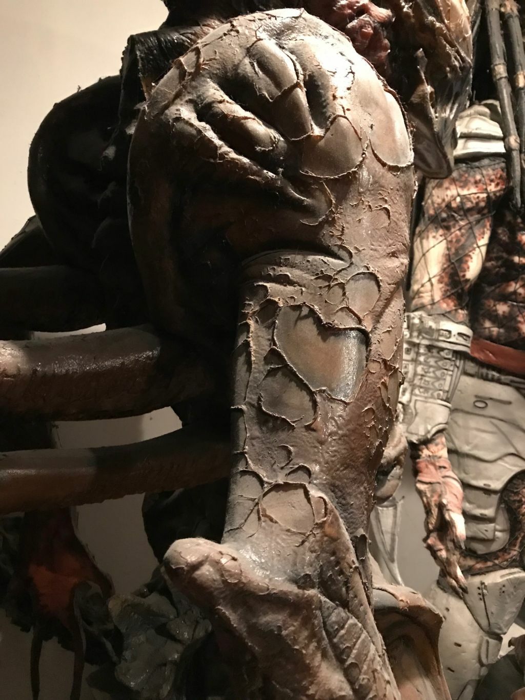 ALIEN LIFE SIZE 1:1 SCALE CUSTOM MADE BY BRUCE HANSING FROM ORIGINAL MOLDS!