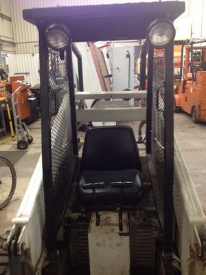 8C Mitey Mac Skid Steer Loader