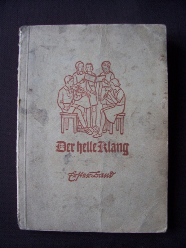 Der Helle Klang - Liederbuch FÃ¼R Die Mittelfchule - Erfter Band