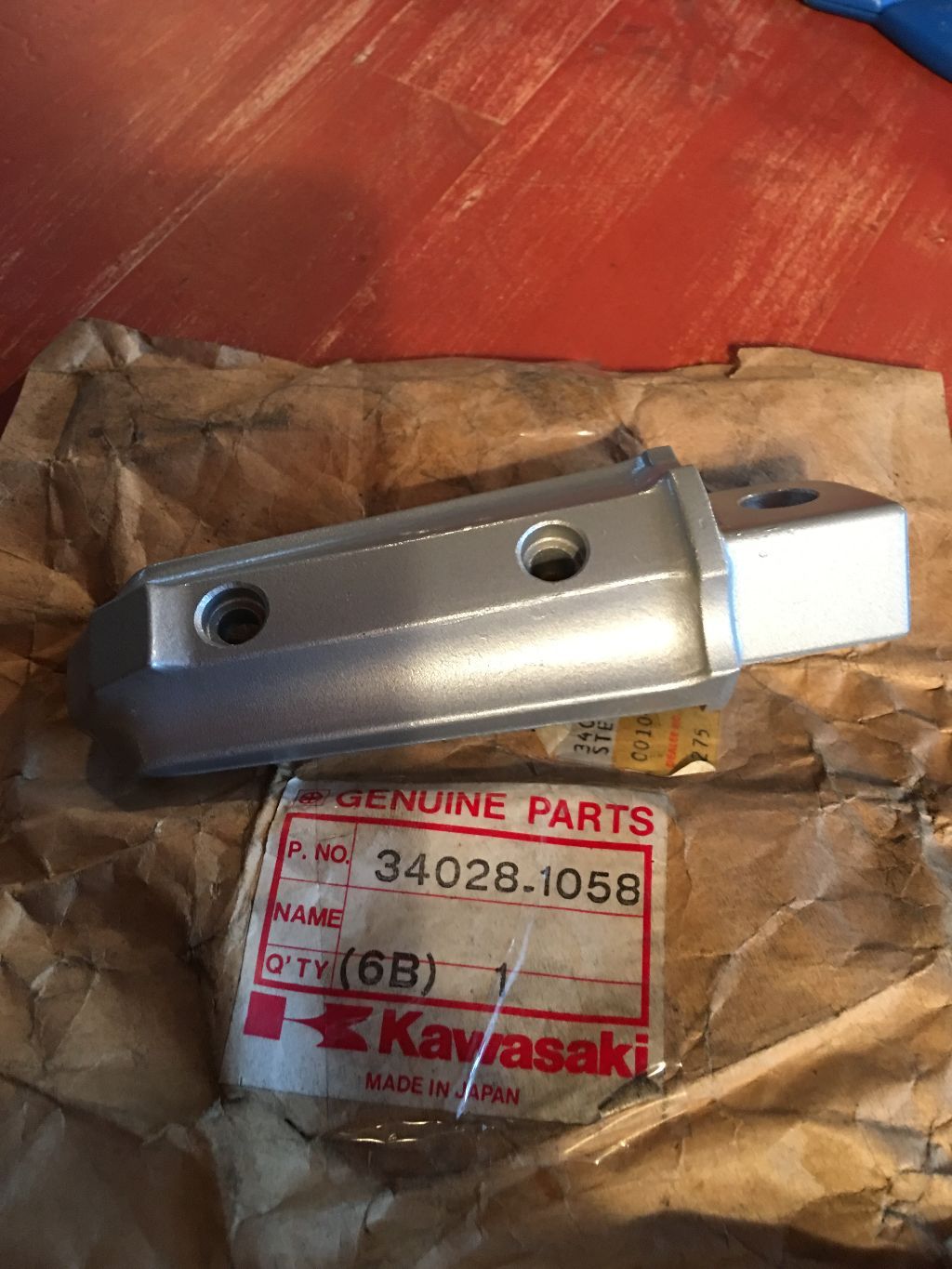 NOS OEM Kawasaki LH Front Step ZX1100 ZX750 ZX550 1983-1985