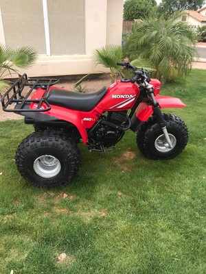 Honda 250sx ATC 3- wheeler ( Super low hour).................. 350x 250r 200x