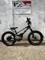AMPED A20 PRO KIDS ELECTRIC FUN MX BIKE
