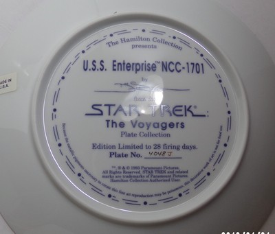 STAR TREK - THE VOYAGERS - U.S.S. ENTERPRISE - Collectors Plate HAMILTON '93