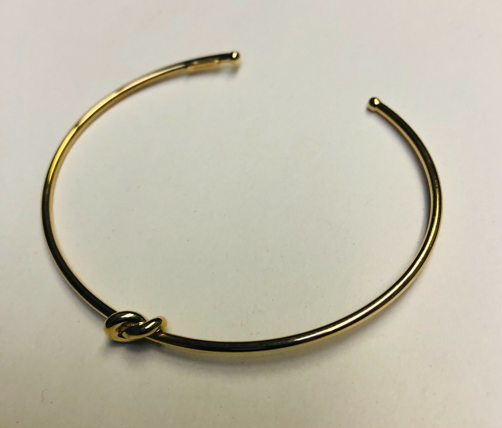 Pre-owned R C I 14k Yellow Gold Slip-on Polished Love Knot Bangle In No Stone