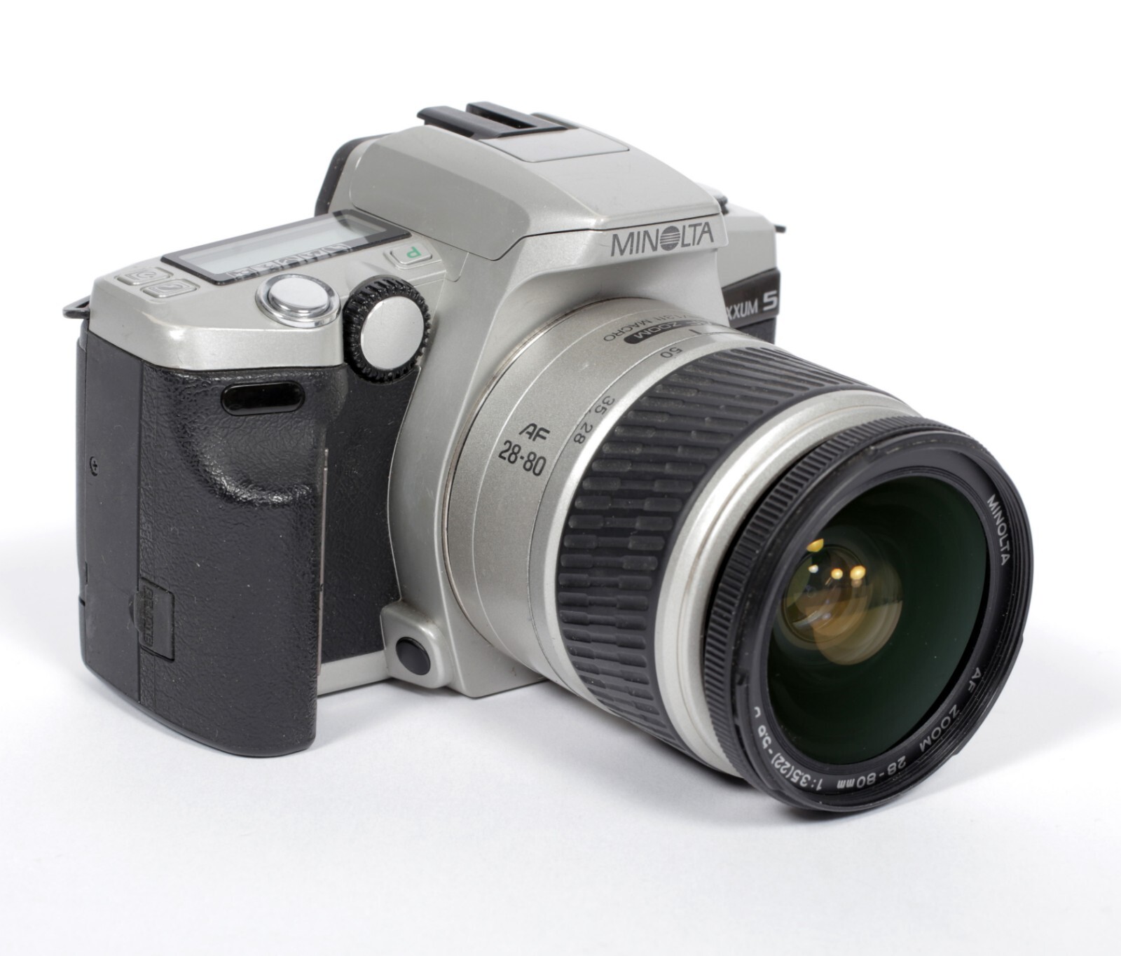Minolta Maxxum/Dynax 5 35mm SLR film camera with 28-80mm AF