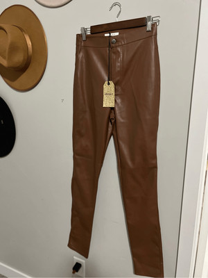 NWT Vibrant M.I.U Women's Brown Skinny Leather Jeans Size 7