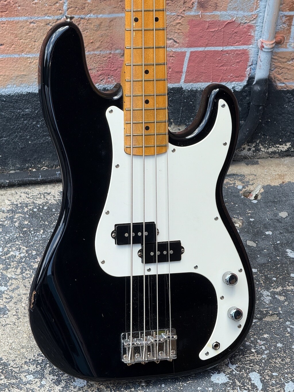 ベース Chaikiroro Precision Bass 1984 Fender Precision Bass a cool 41 year old all original