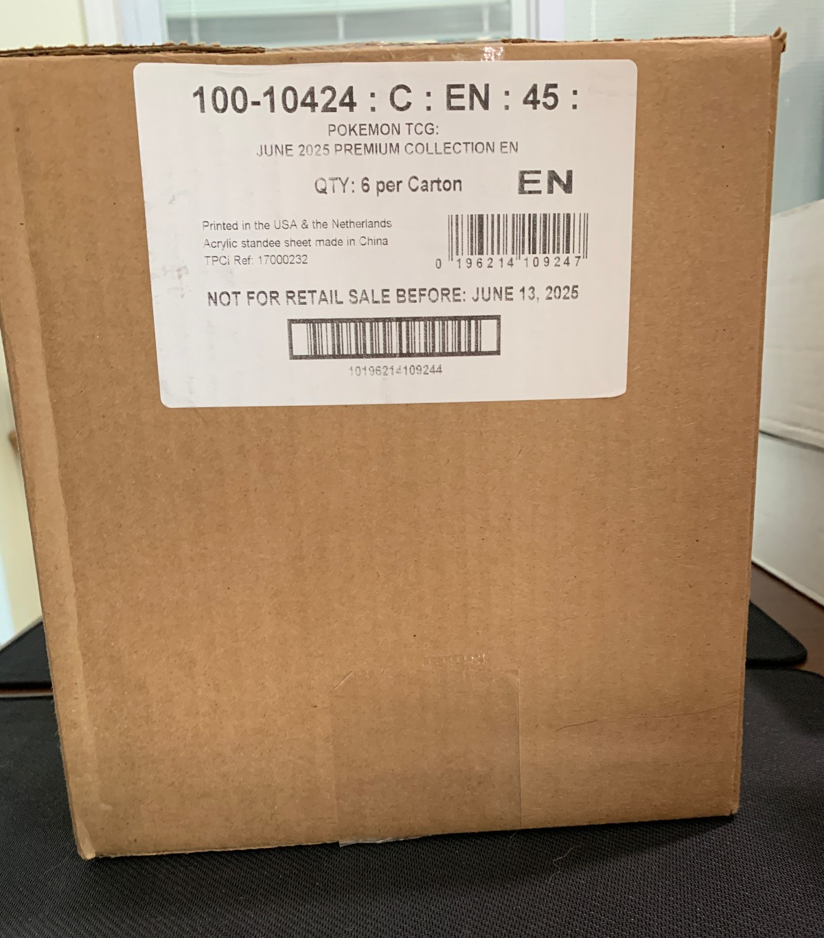 Pokemon TCG Cynthia's Garchomp EX Premium Collection 6 Booster Box Sealed Case I