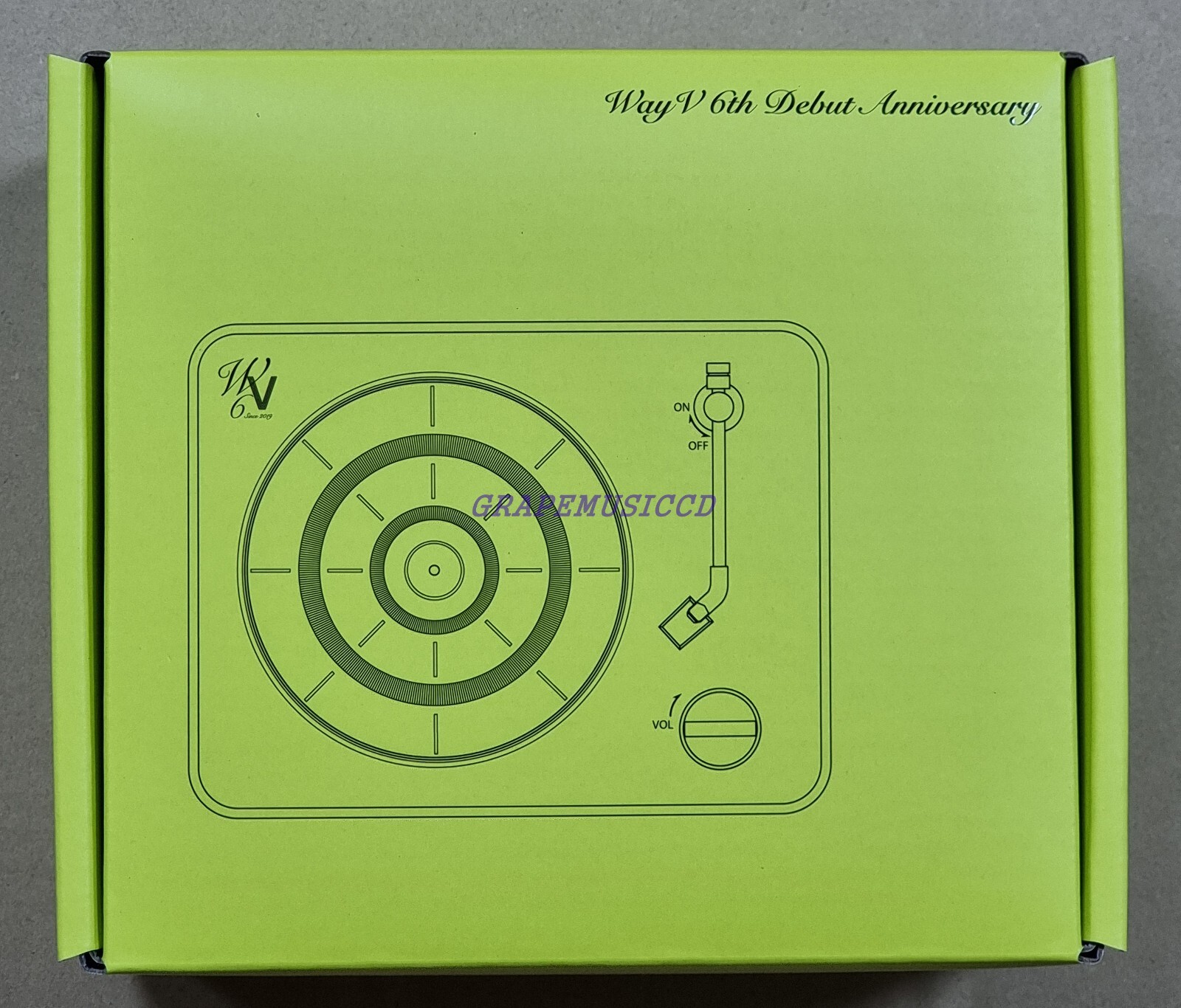 WayV 6TH ANNIVERSARY OFFICIAL GOODS MD TURNTABLE BLUETOOTH