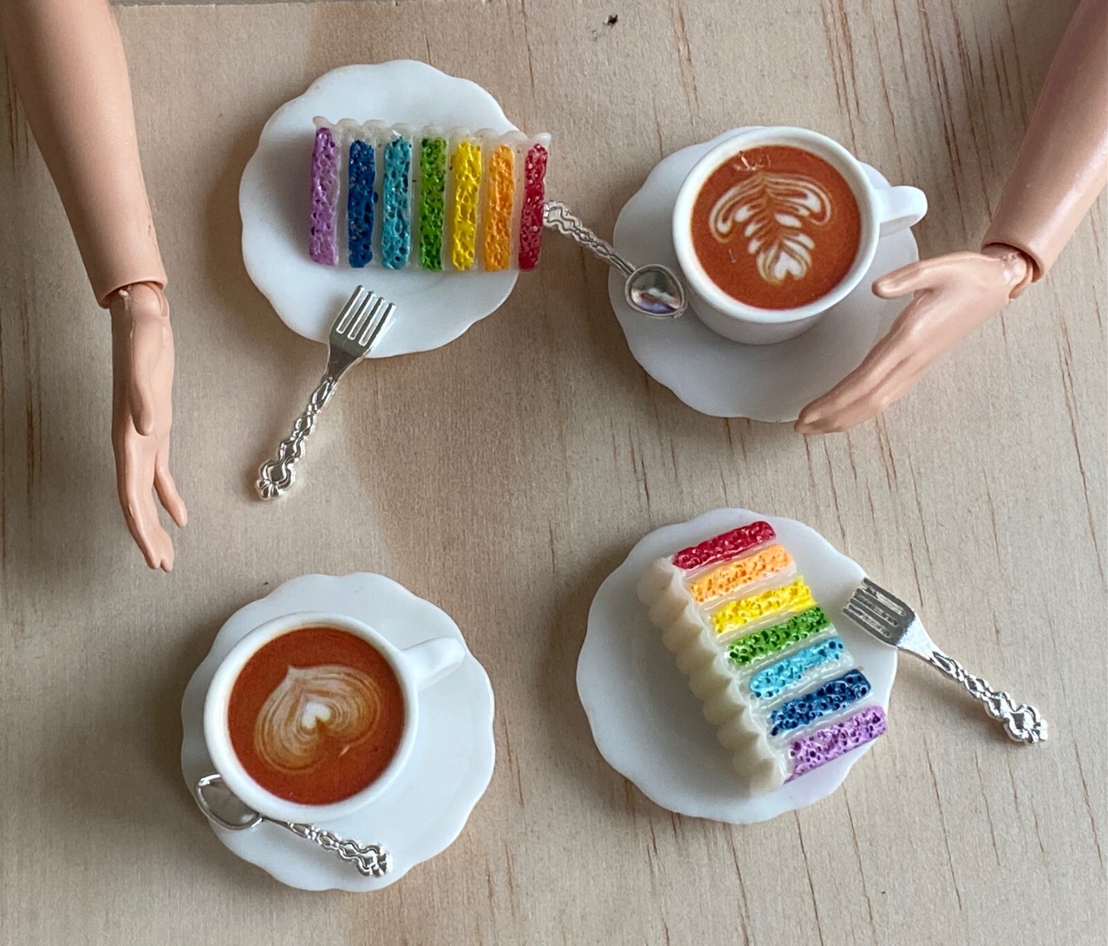 12pcs Dollhouse Miniature Handmade Food coffee rainbow cake 1:6 barbie latte art