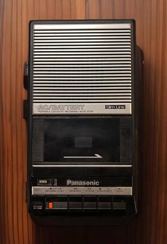 Vintage Panasonic Portable Cassette Tape Recorder AC/Battery