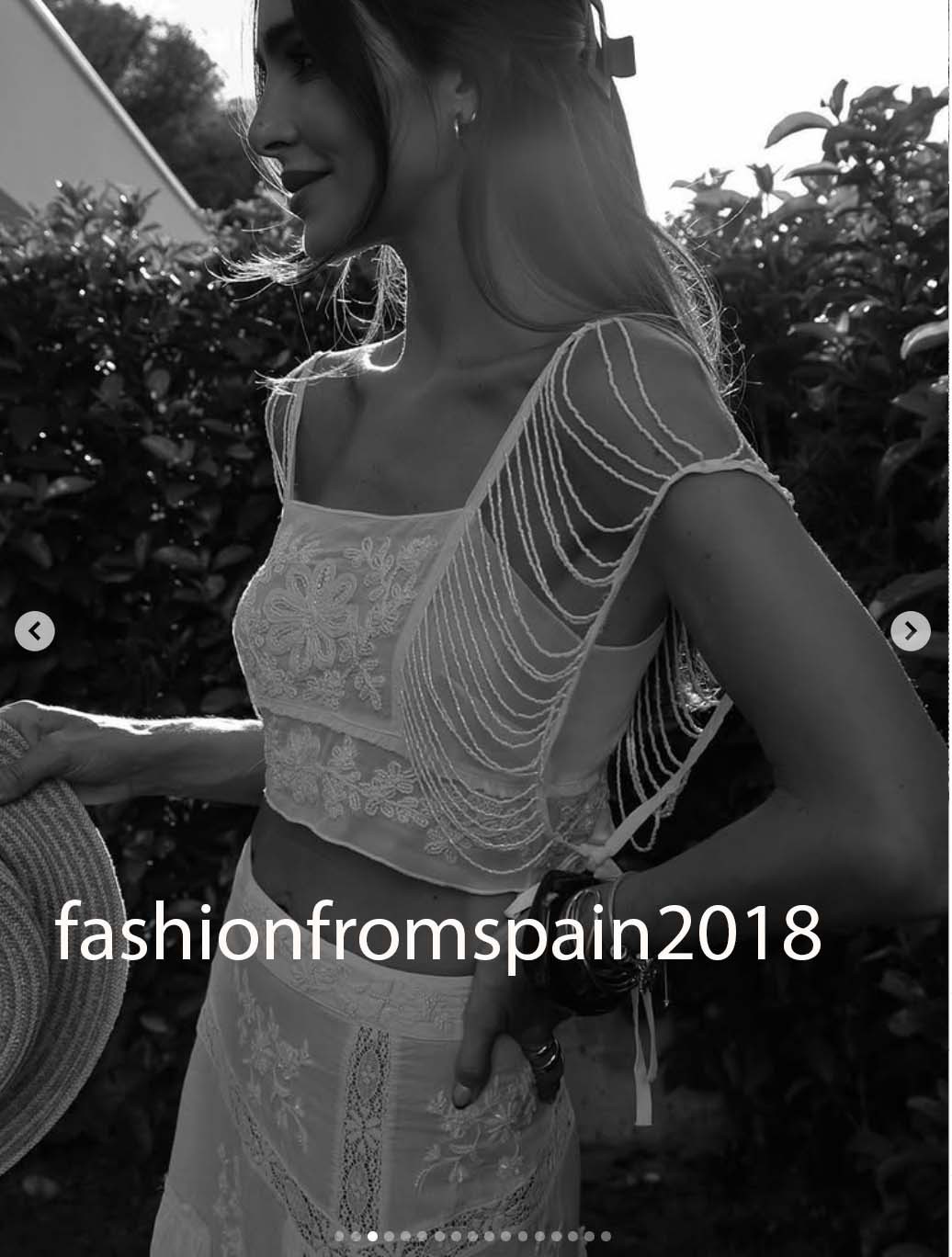 ほぼ未使用品✨【 ZARA 】ホワイトプレート7枚セット直径31.5cm ZARA購入品】日本でも買える！ZARAで見つけた新作アイテムを使っ