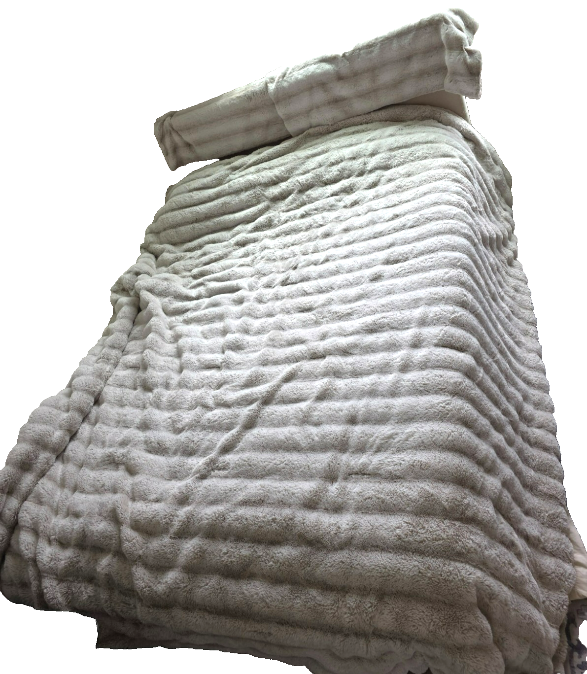 FRYE 4” Channel 3-piece Faux Fur Comforter Set - King Size - Beige - **DEFECT**