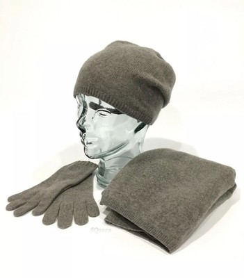 uggs hats and scarf and gloves