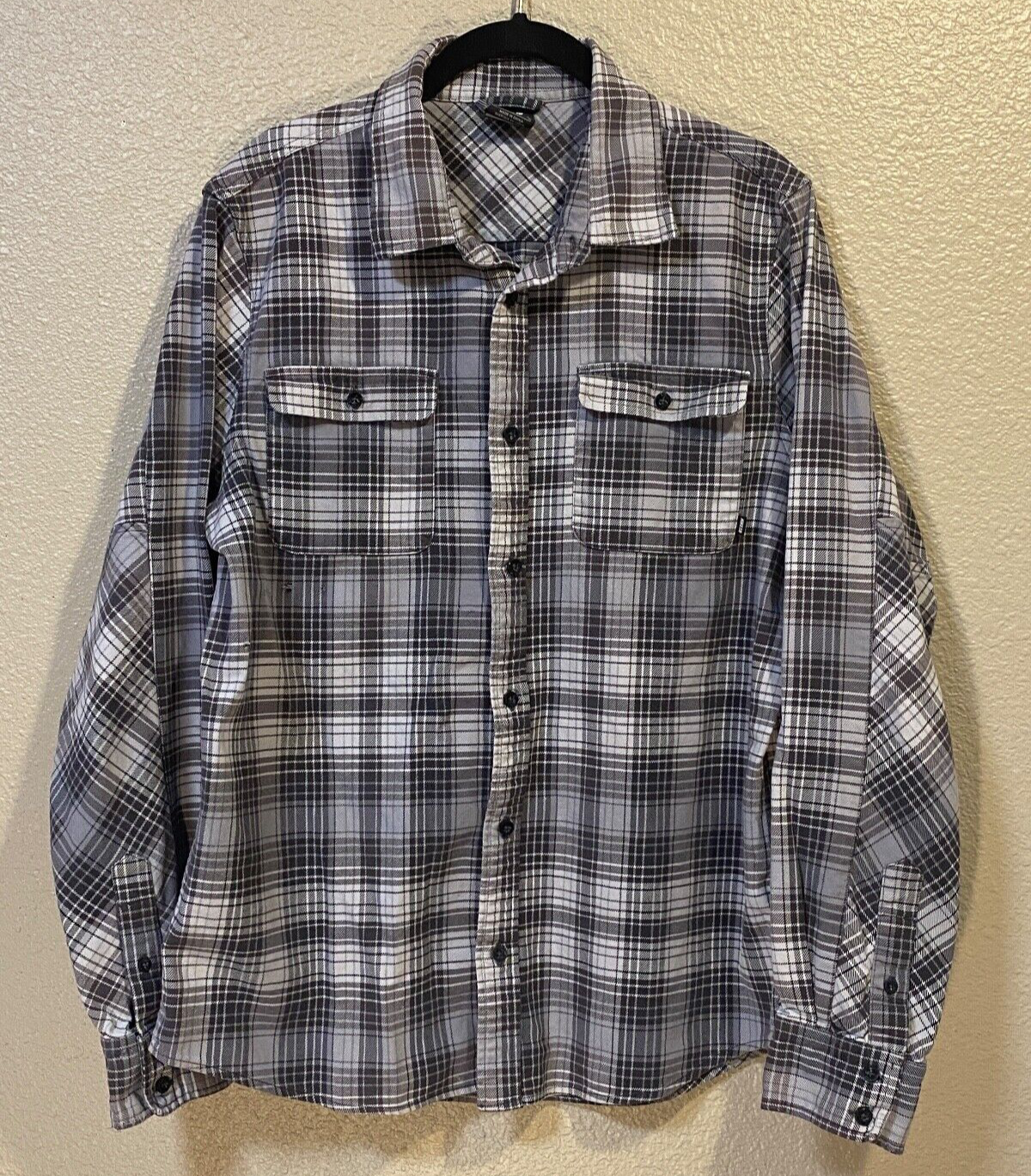 Nike SB Plaid Mens Large Button Up Skate Flannel Gray Cotton Long Sleeve Pockets