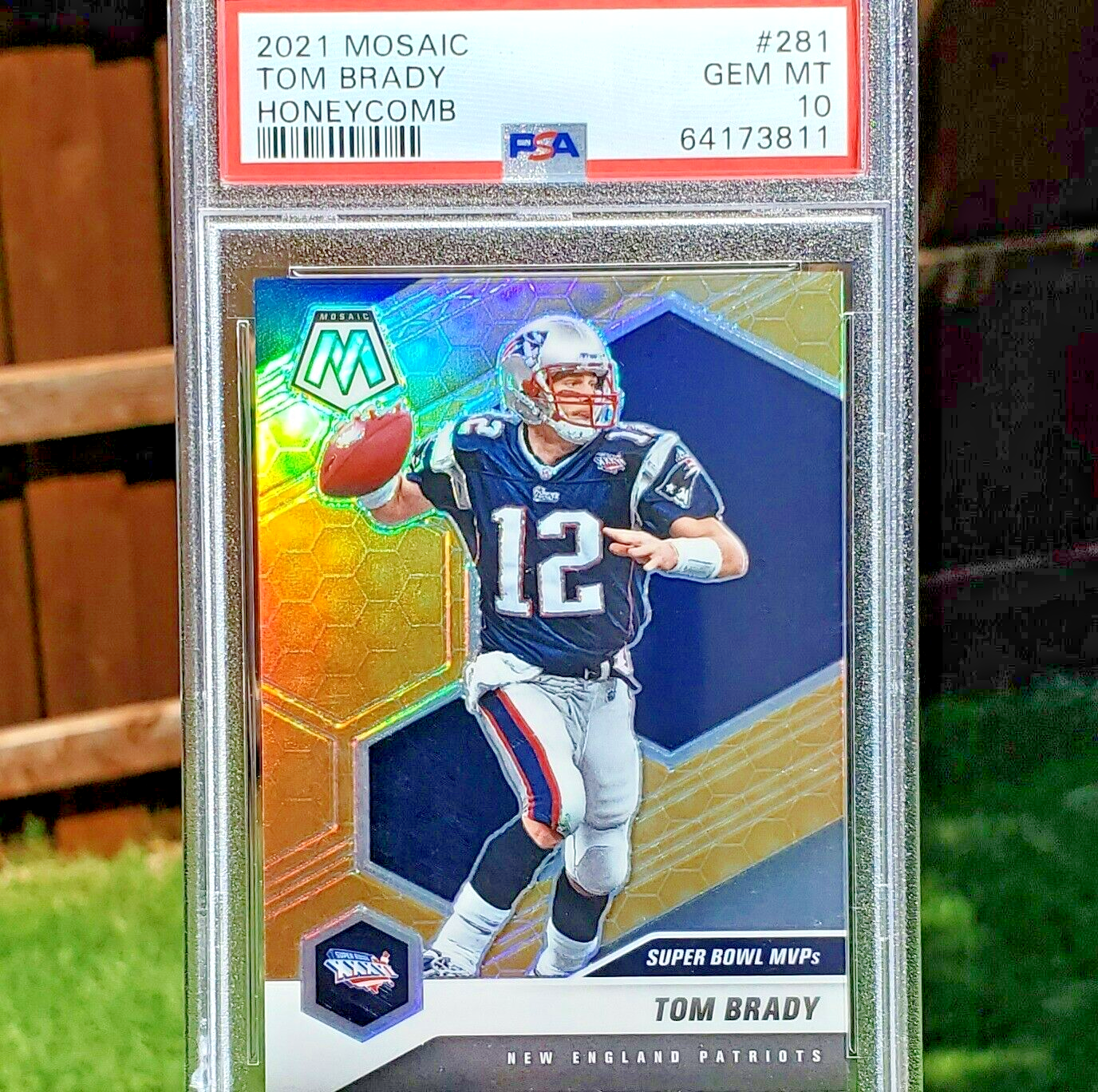 Tom Brady - 2021 Panini Mosaic - Honeycomb Prizm (Case Hit