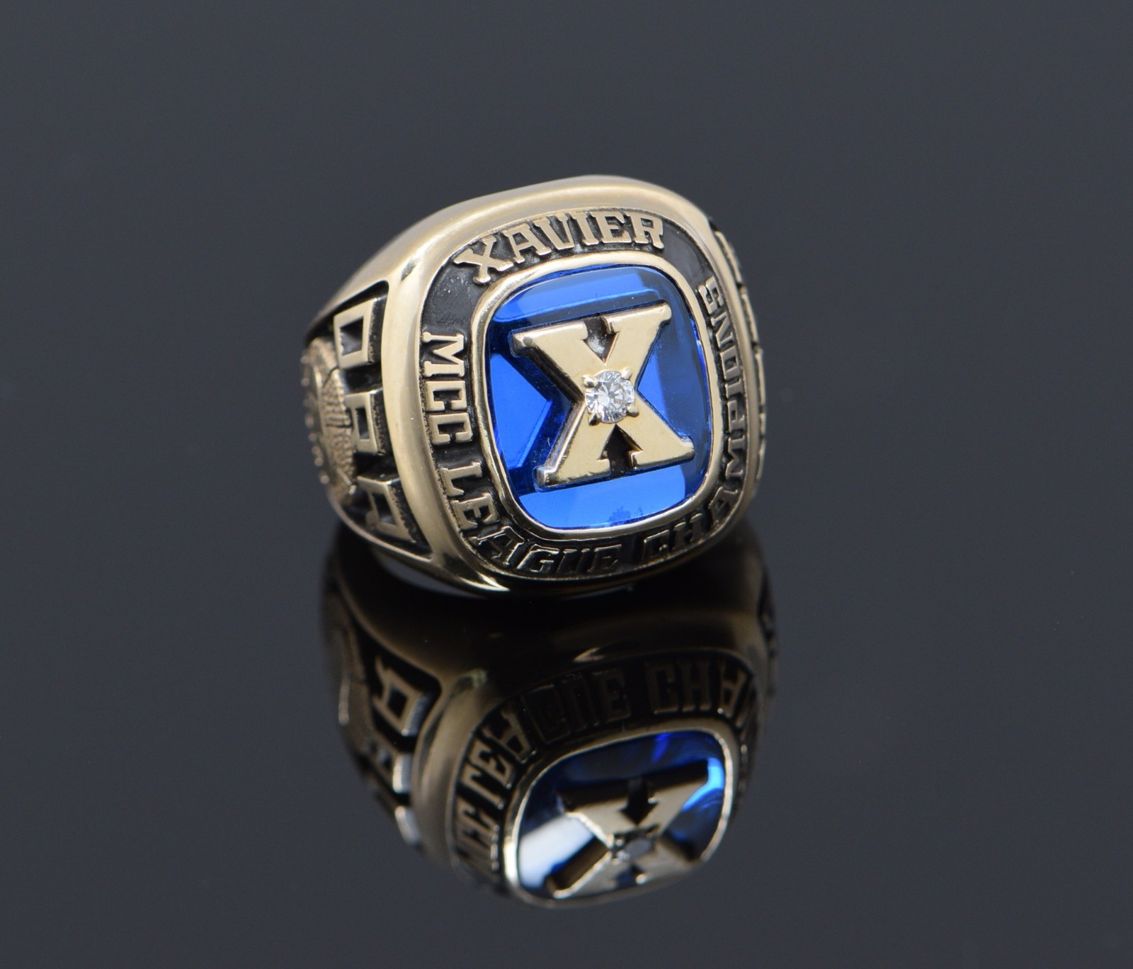 銀製スポーツ選手デザイン旧貨幣10枚セット 10K Yellow Gold Men's 1990-91 Xavier NCAA Tournament