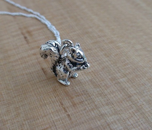 FashionJunkie4Life Sterling Silver 3D Squirrel Charm with 18" Chain