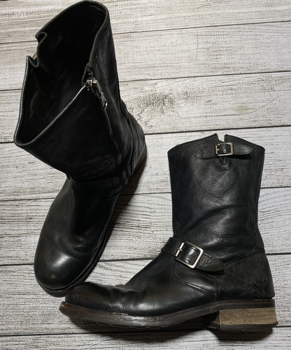Size 13 Men’s Biker Zip