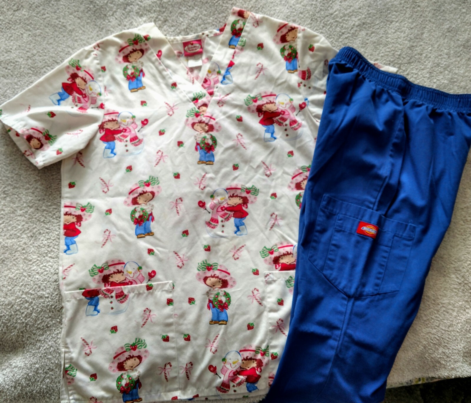 Lot Of 6 - Women's Scrub Sets, Size Small