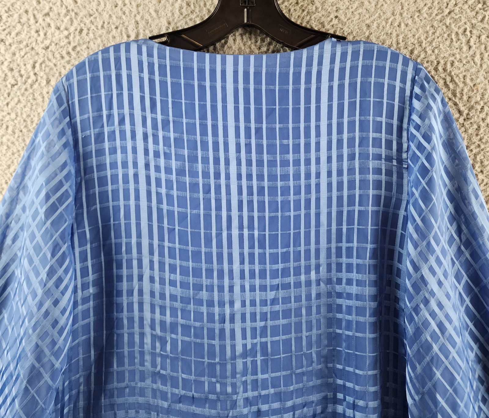 Vince Camuto Printed Puff Sleeve Top Women's Medium Oceanside Vneck Pullover - Picture 14 of 14