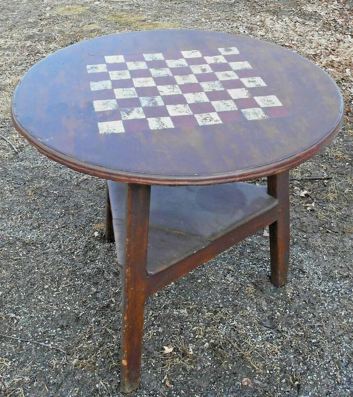 ANTIQUE EARLY 19th CENTURY 3 LEGGED CRICKET TABLE WITH PAINTED CHECKERBOARD TOP