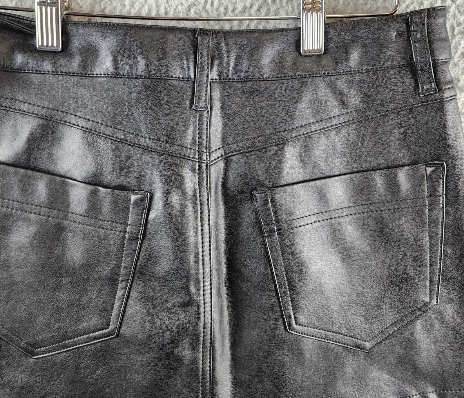 Free People Wynne Vegan Skirt Women's 25 Black Asymmetric Zip/Button Closure - Picture 13 of 13