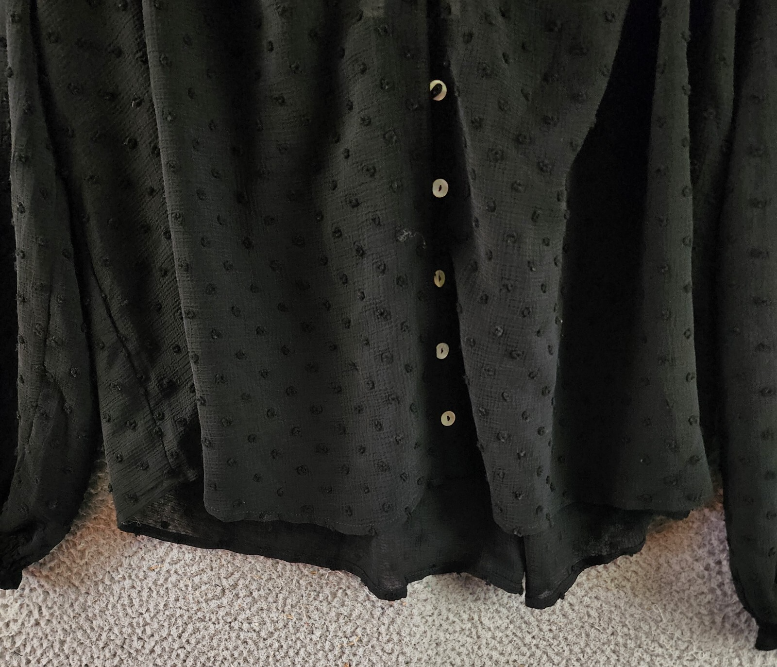 OAT New York Long Sleeve Blouse Women's XS Black V-Neckline Front Button Closure - Picture 3 of 14