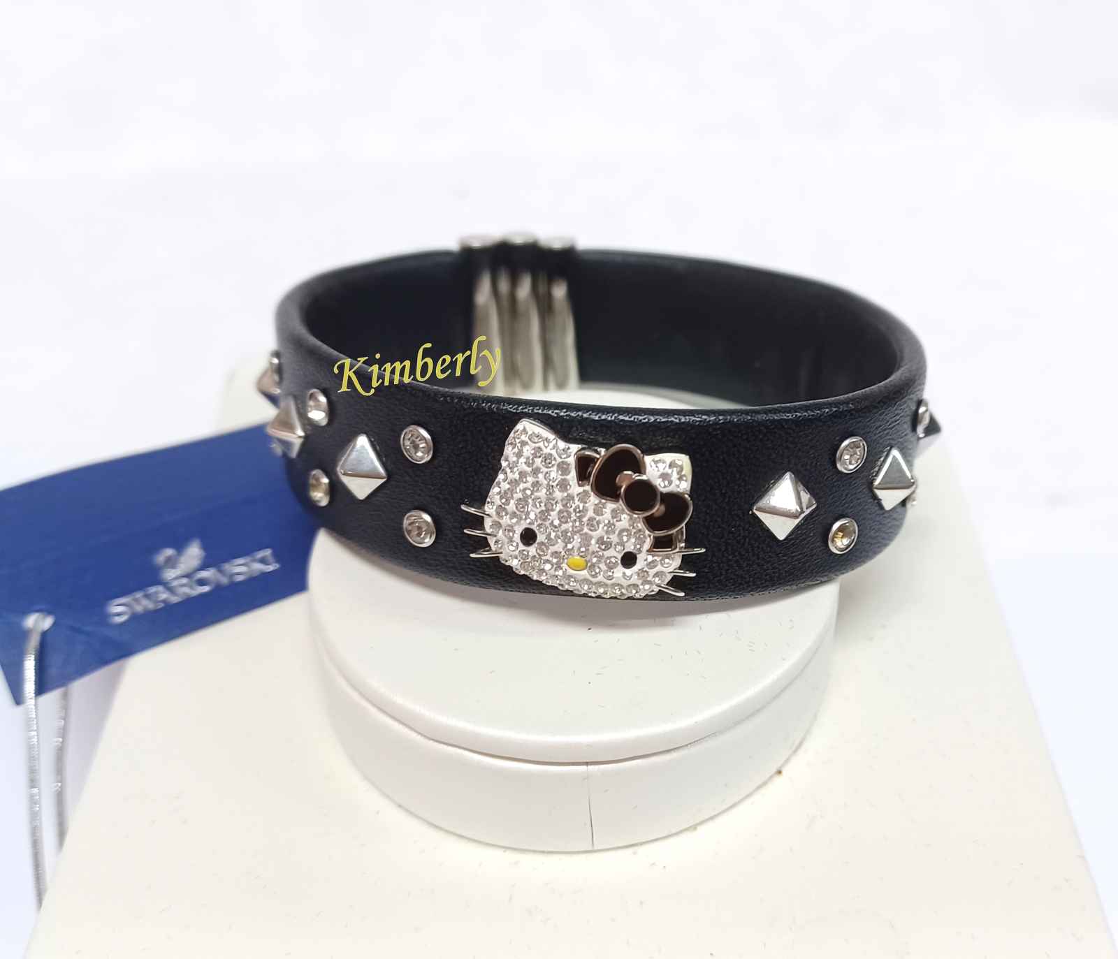 Swarovski ハローキティ バングル Swarovski Hello Kitty Rock Bracelet Black Leather Crystal