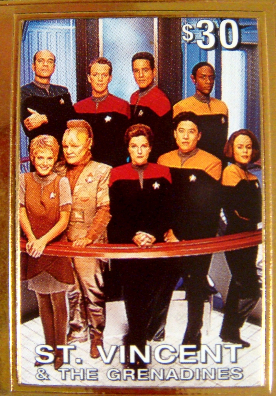 96' MNH St. Vincent Star Trek Voyager 23kt Gold Foil Stamp Janeway Sci-Fi Stamps