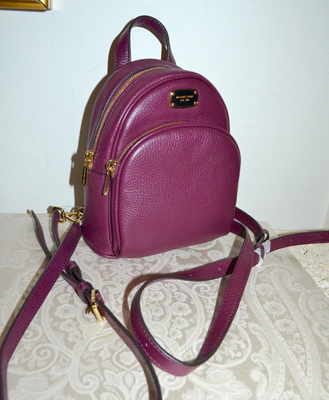 Michael kors abbey xs mini on sale backpack