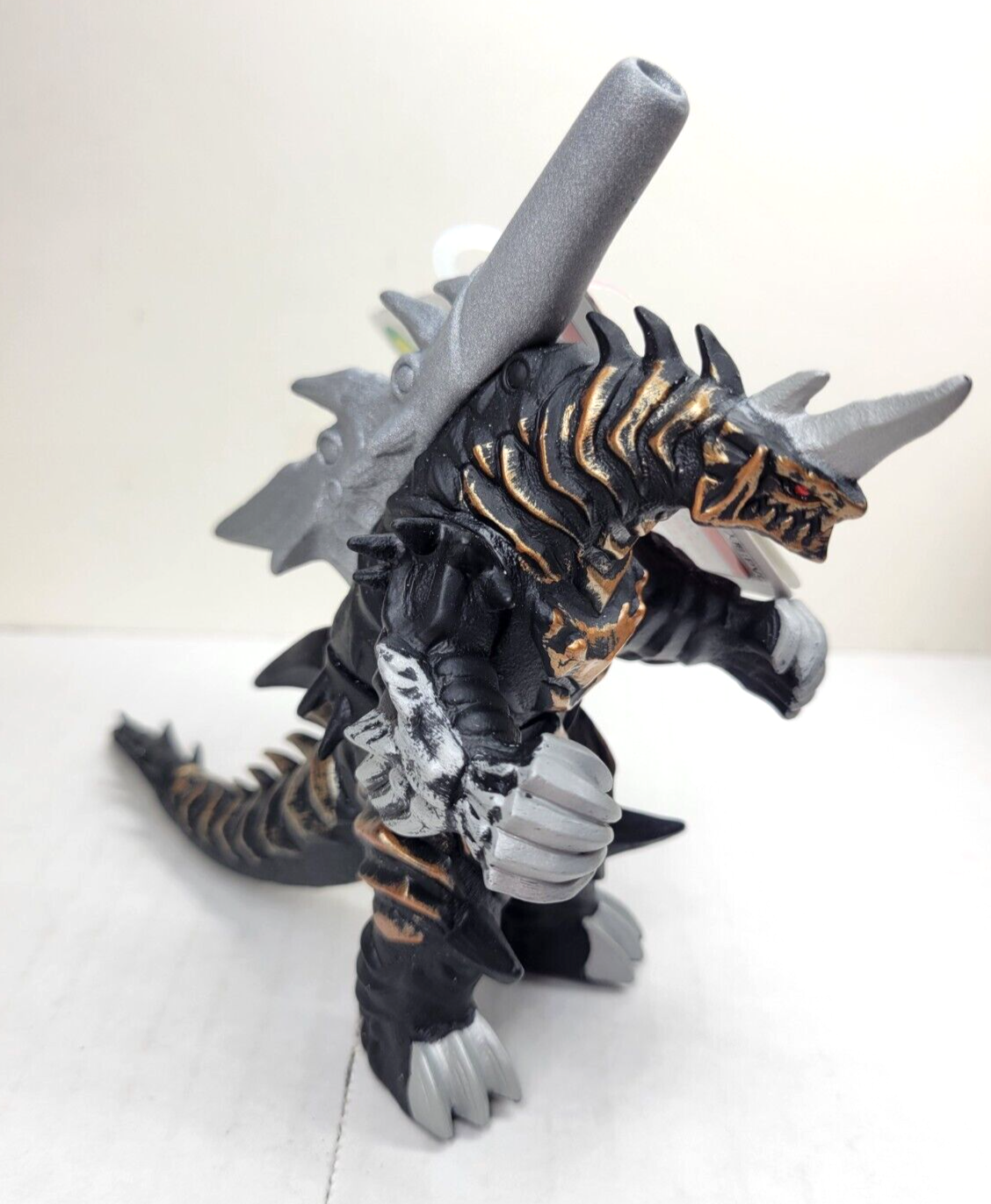メガロ2体★タグ付き歴代怪獣ボックス版★バンダイJAPAN メガロ2体☆タグ付き歴代怪獣ボックス版☆バンダイJAPAN メガロ2体