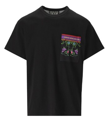 

Versace Jeans Couture V-emblem Garden Черная мужская футболка Мужчина, Черный, 74GAH6RG-JS173-489