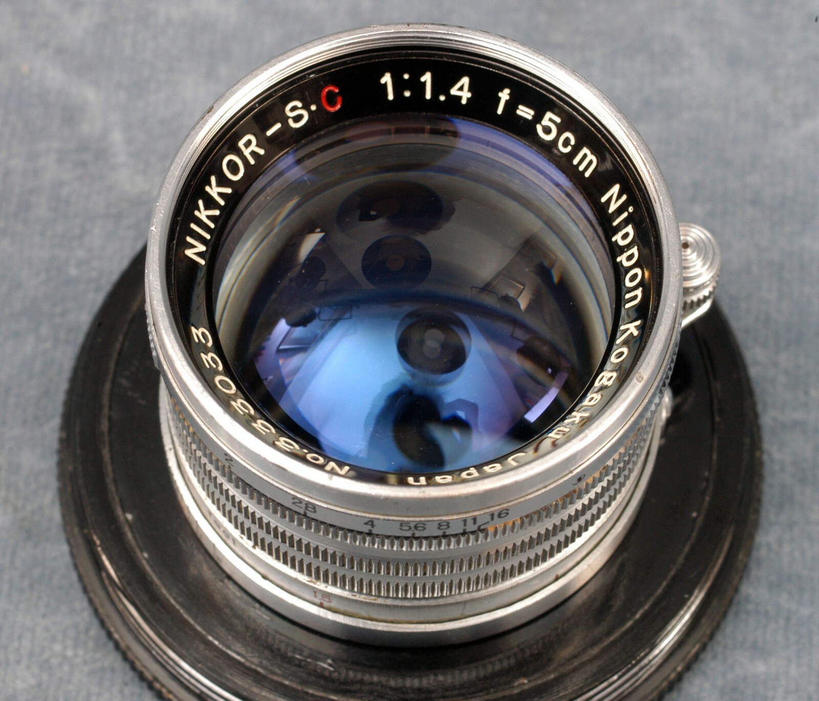 VINTAGE M39 NIKON NIKKOR-S.C 5CM F1.4 DUAL RANGE RF LENS, BAKELITE CASE