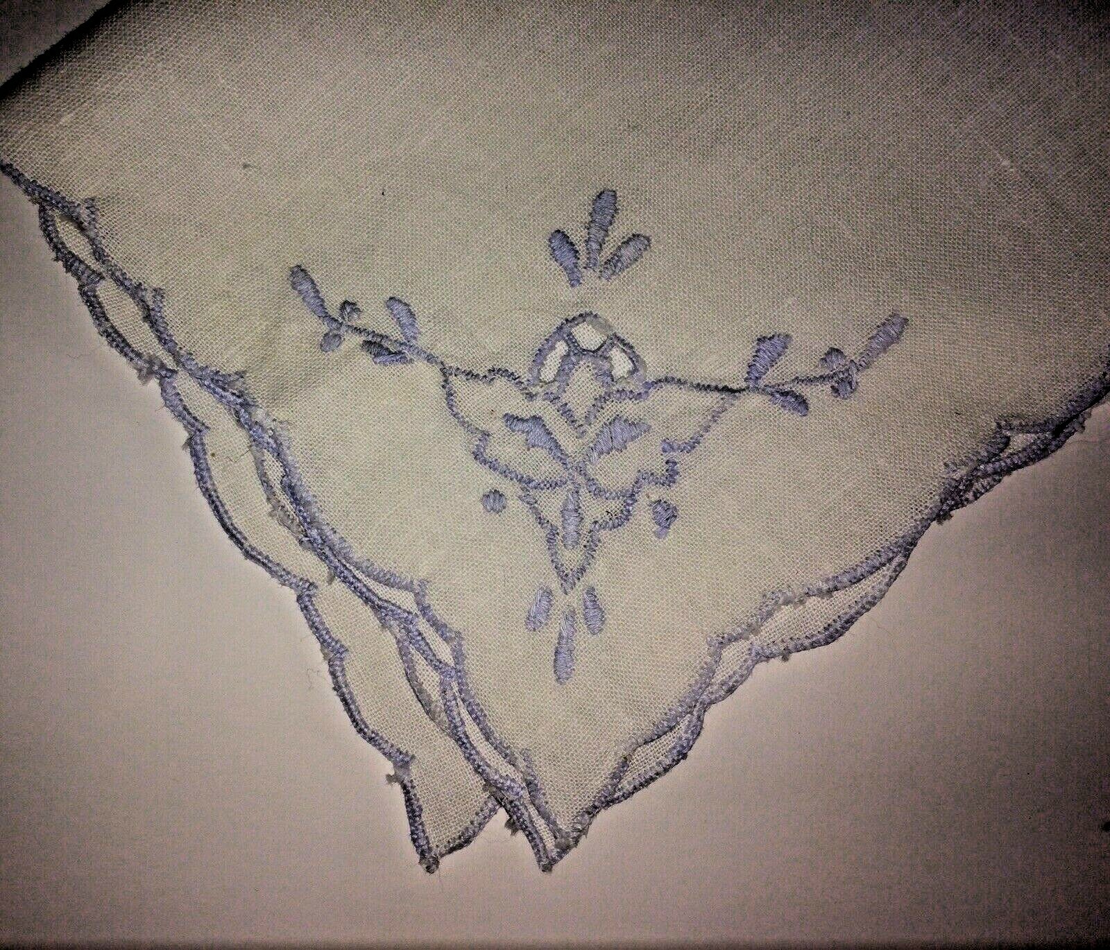 Vintage White Napkins Blue Embroidered Linen Set of 4 10