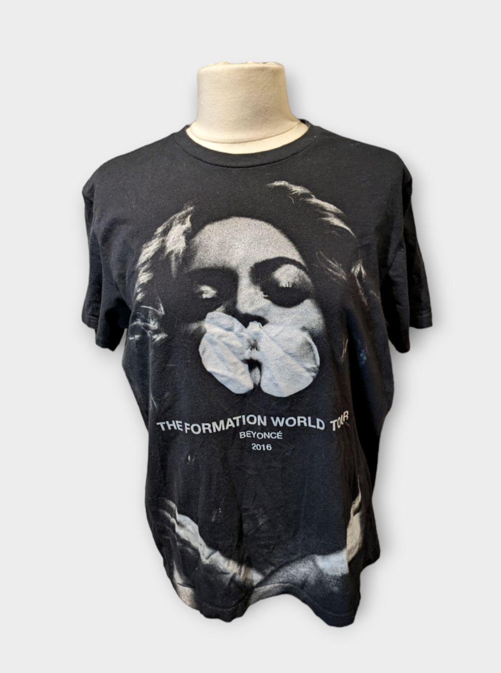 Beyonce The Formation World Tour, 2016 Medium T-Shirt Double