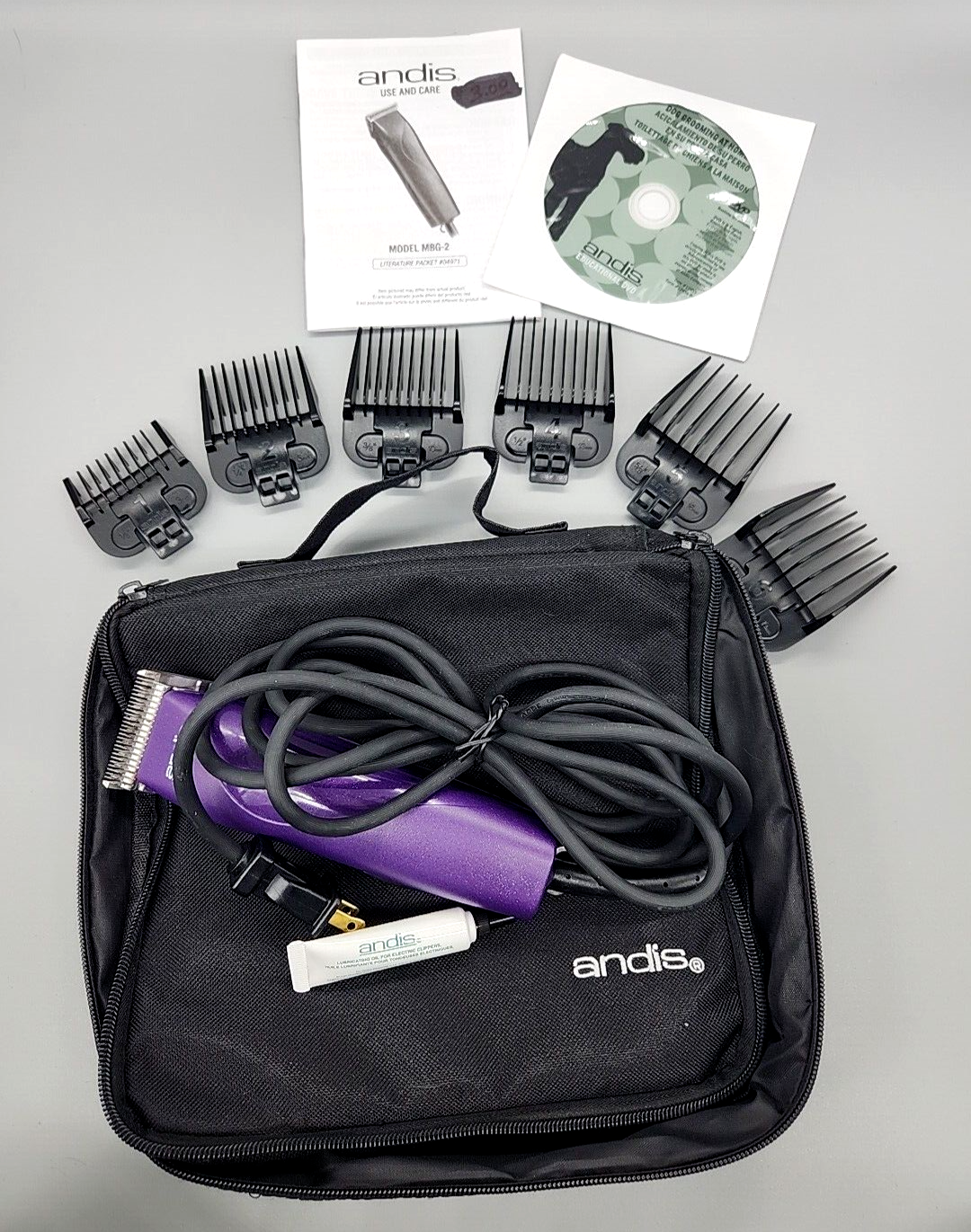 アンディス　プロ　アニマル　クリッパー　キット Andis Professional Quiet Dog Grooming Clipper Kit