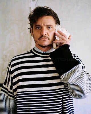 Pedro Pascal 8x10 Photo WM