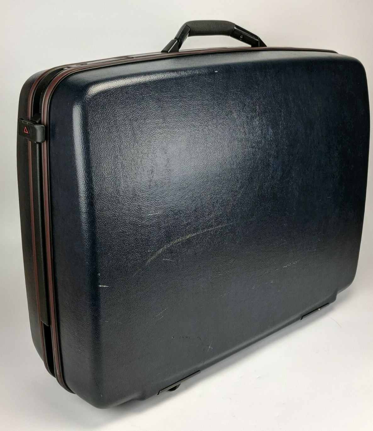 hard shell samsonite luggage