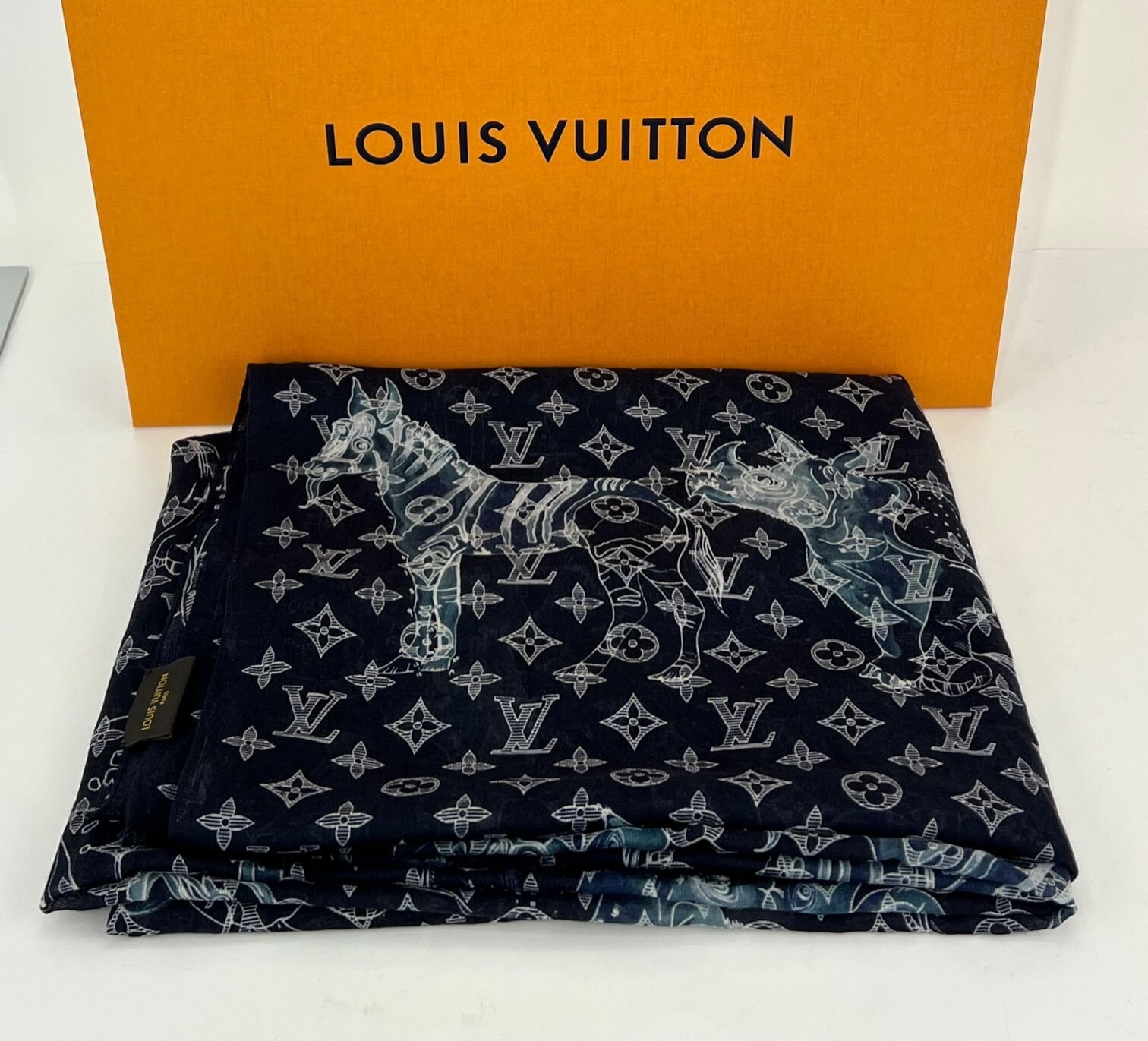 ルイ・ヴィトン LOUIS VUITTON ストール　チャップマン　コラボ ルイ・ヴィトン LOUIS VUITTON ストールチャップマンコラボ