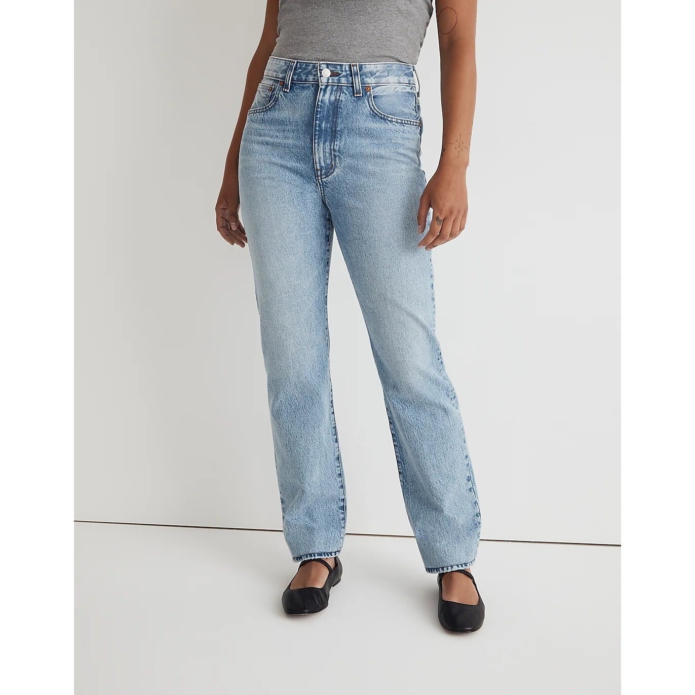 (取寄) メイドウェル レディース ラグラン-スリーブ ベイビー ティー Madewell women Madewell Curvy '90s Straight Jean Review - The Gilded Mirror